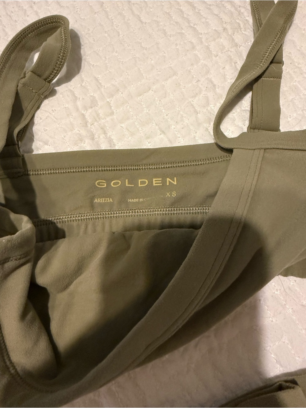 3 Piece ARITZIA Butter Golden Workout Set - Picture 3 of 4